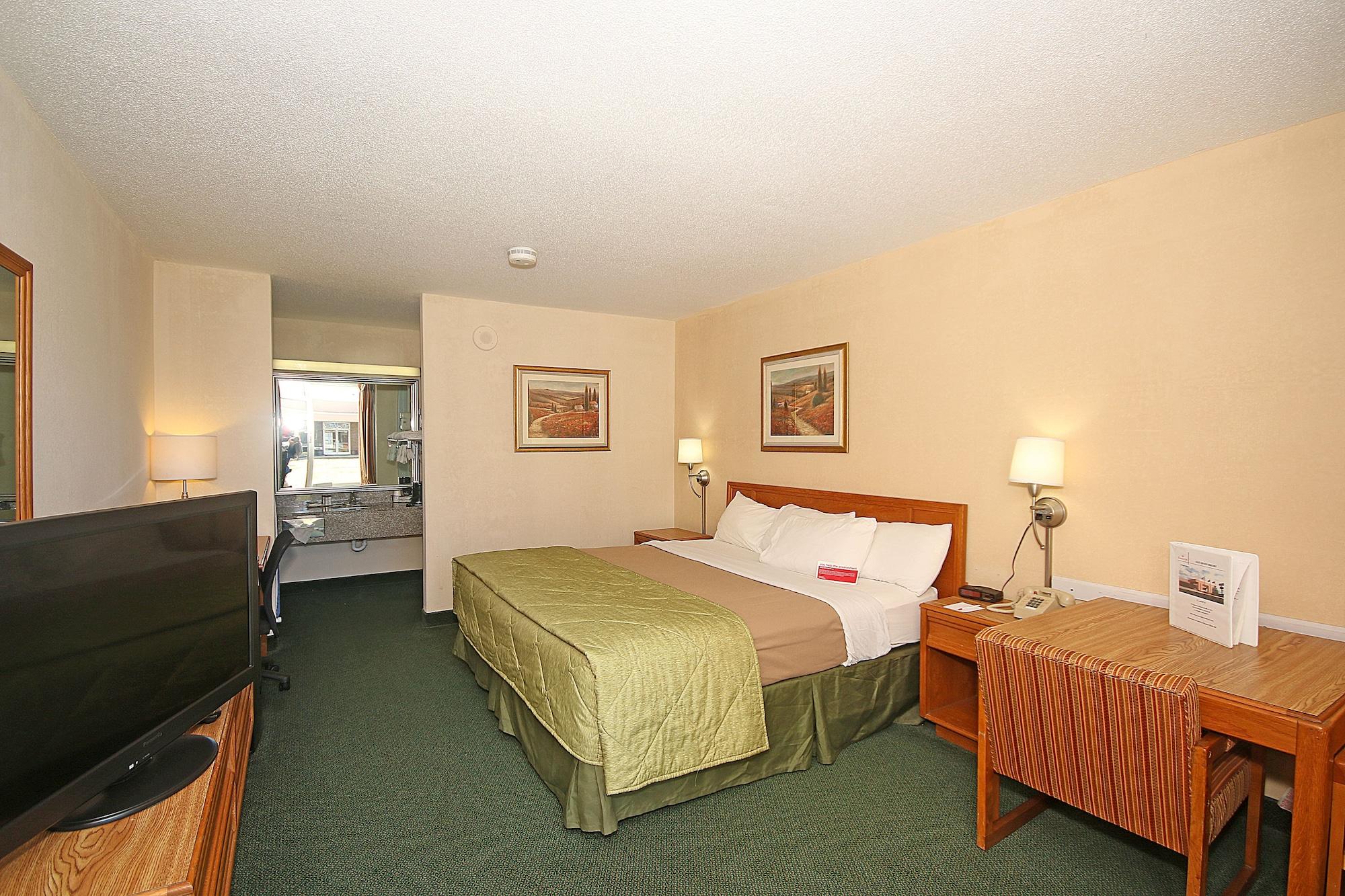 Ramada By Wyndham Wytheville Exterior photo