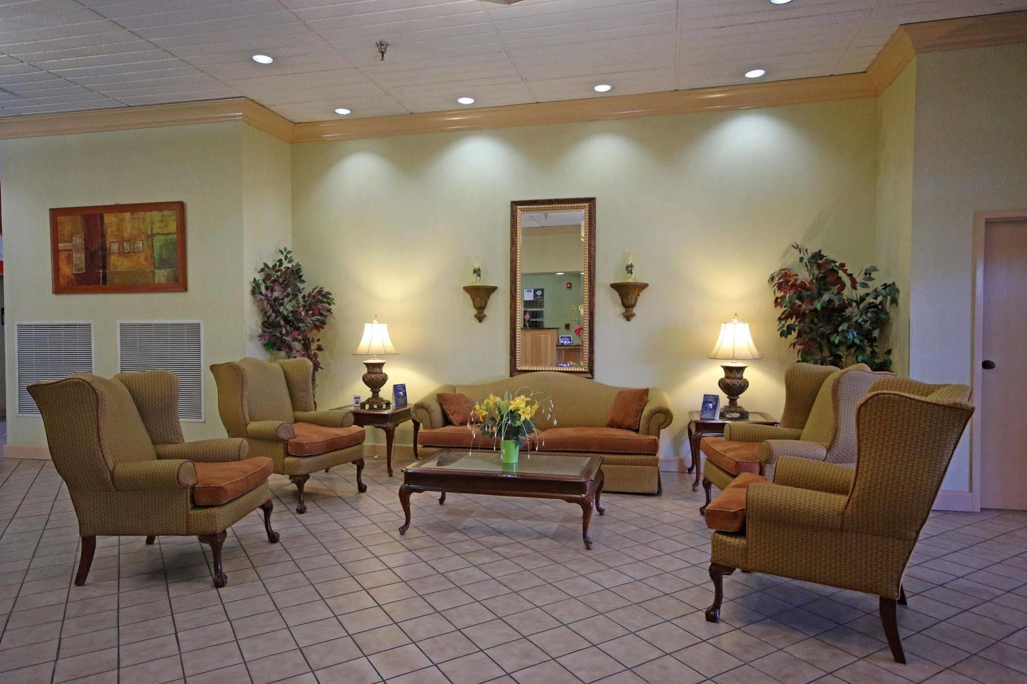 Ramada By Wyndham Wytheville Exterior photo