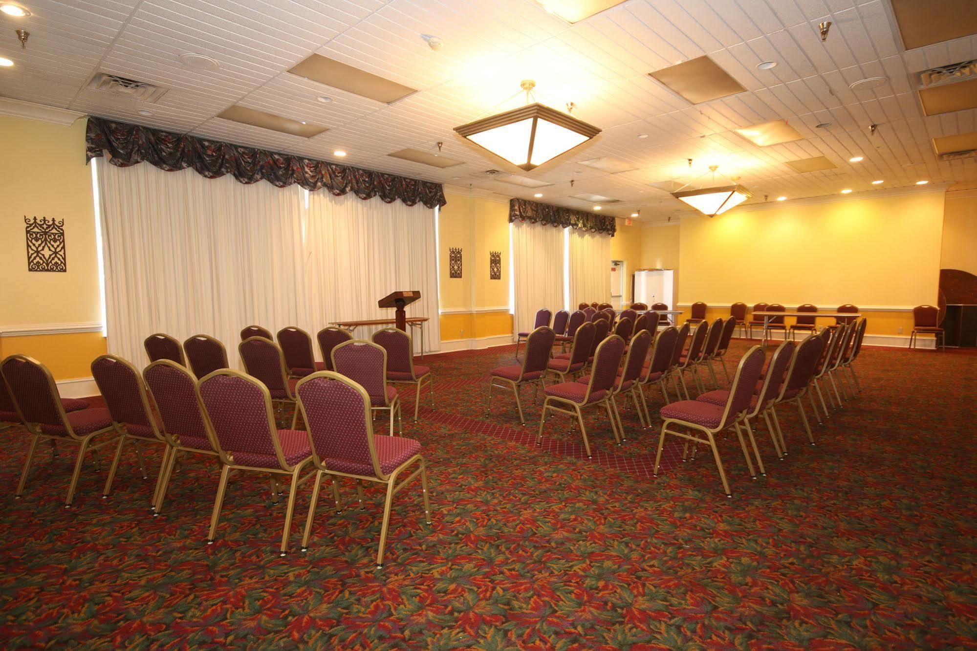 Ramada By Wyndham Wytheville Exterior photo